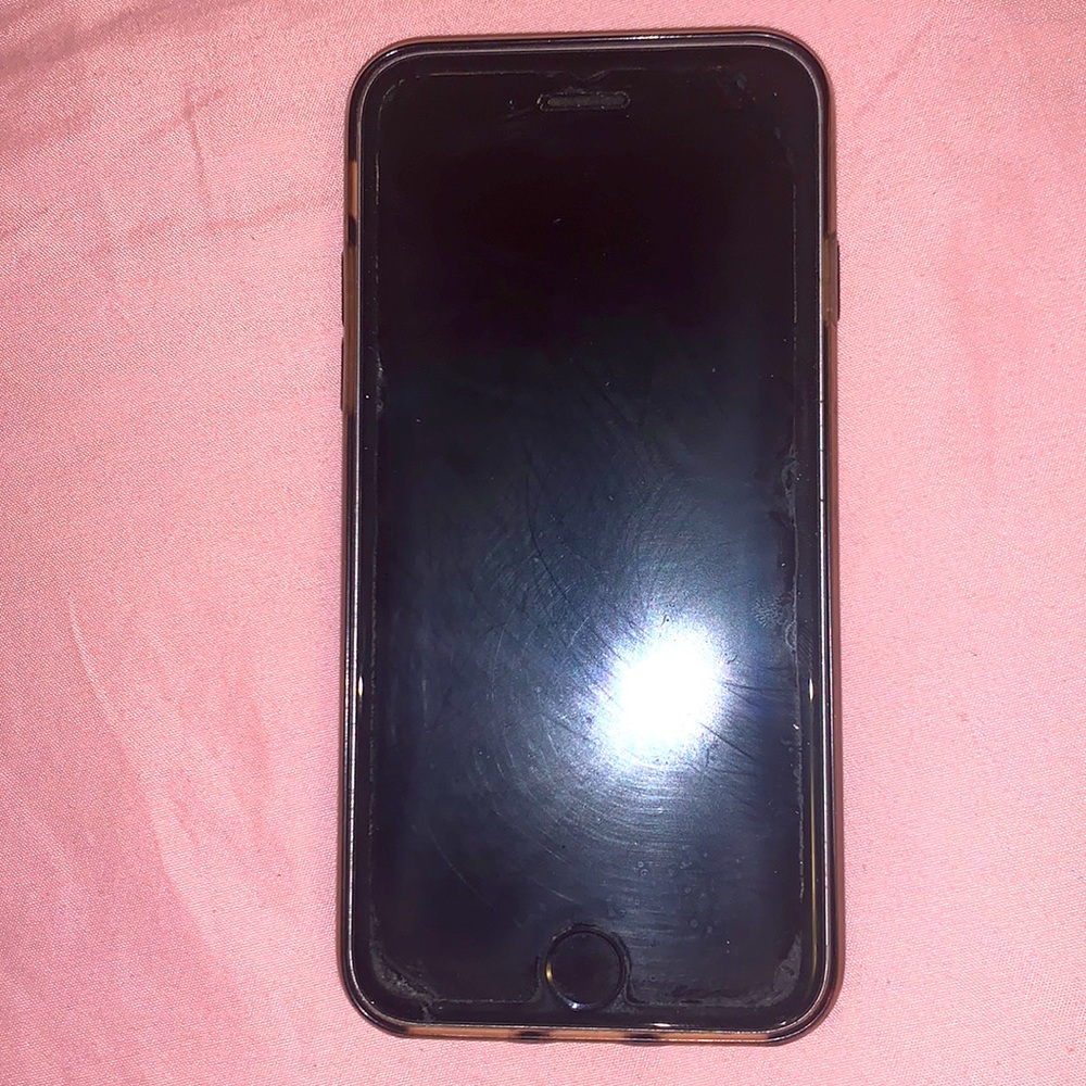 iPhone 6s locked to AT&T carrier